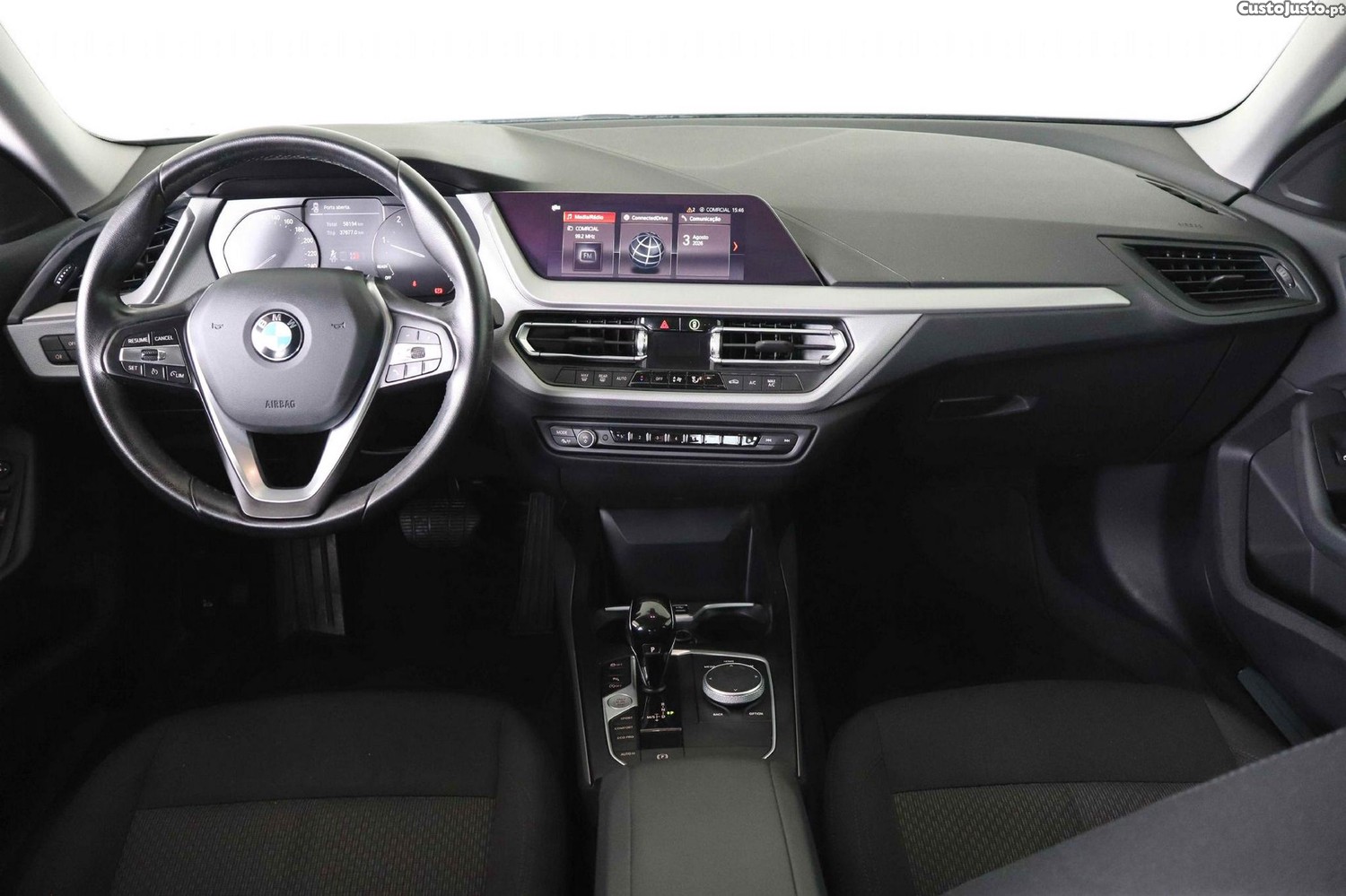 BMW 216 d Advantage — fotografia 20