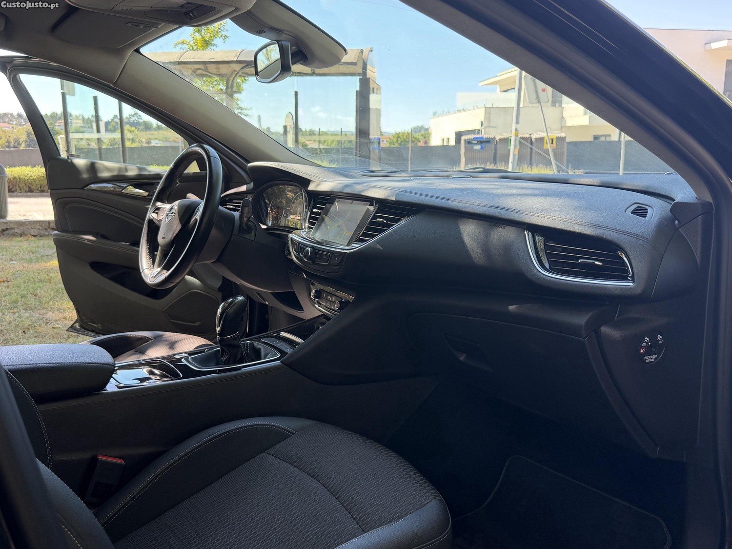 Opel Insignia 2.0 Turbo D — fotografia 6