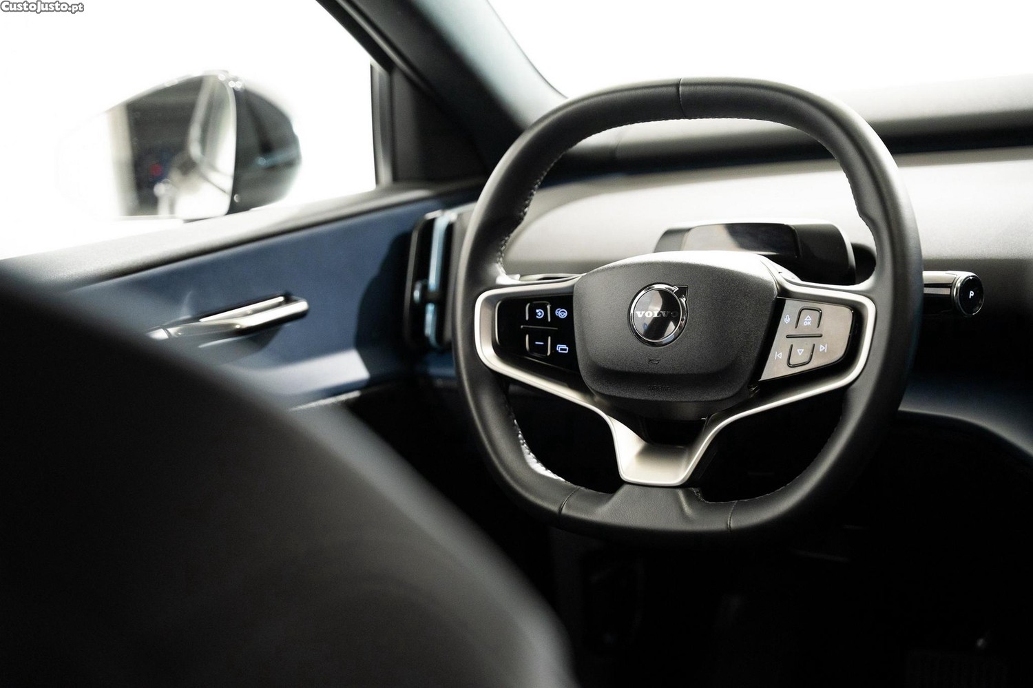 Volvo EX 30 69 kWh Single Motor Extended Range Core — fotografia 15