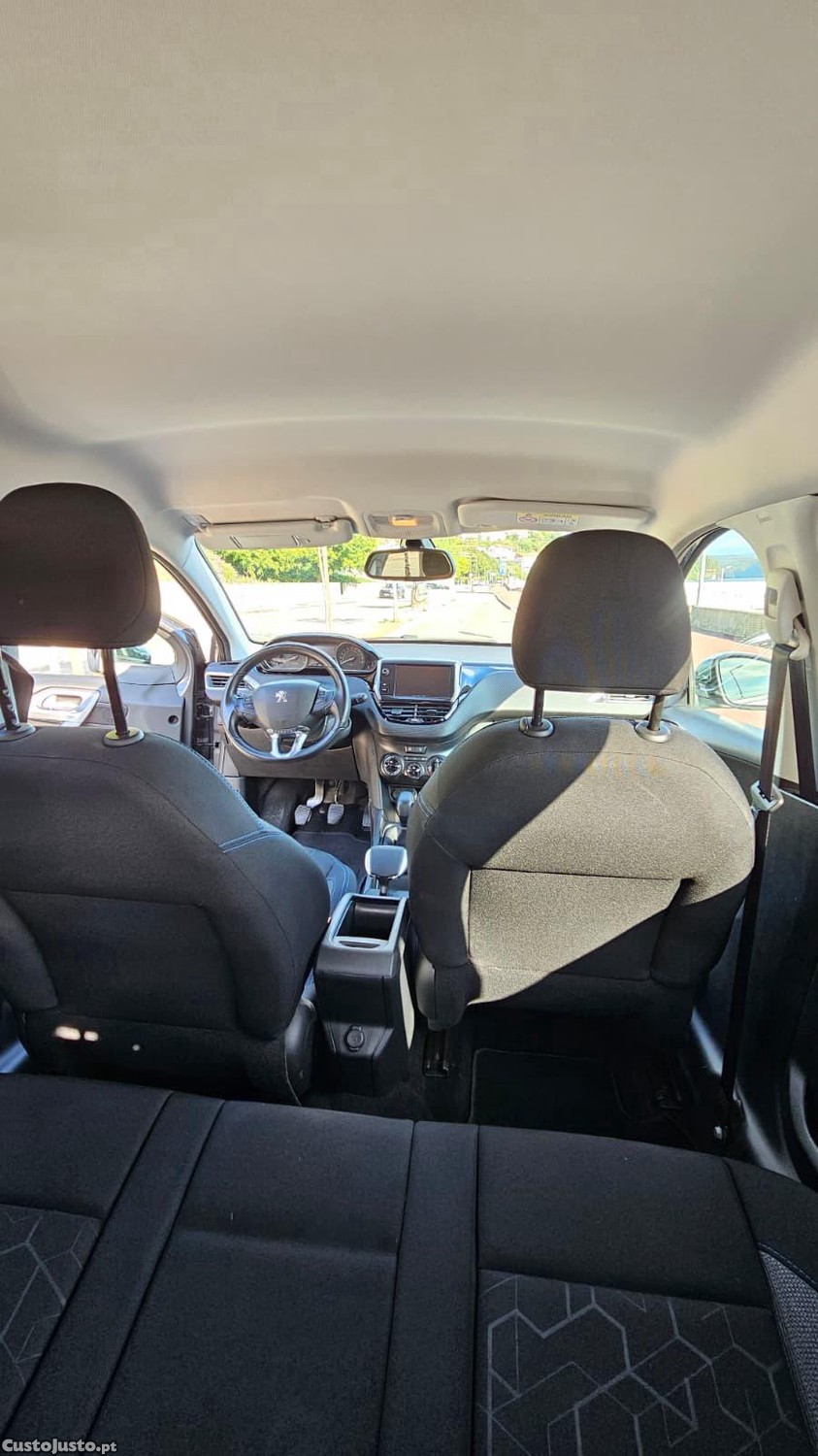 Peugeot 2008 Style — fotografia 5
