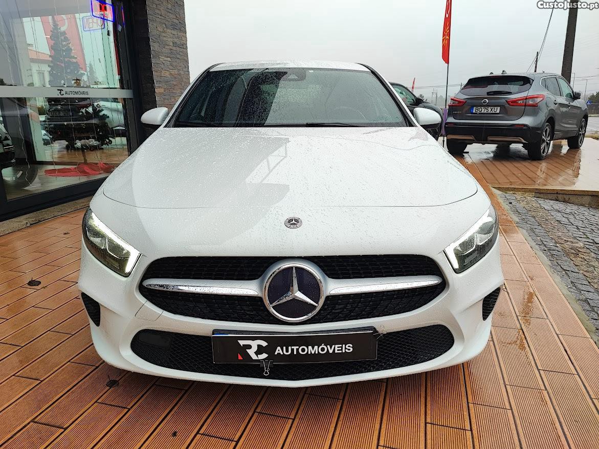 Mercedes-Benz A 180 d Style Plus Auto — fotografia 11