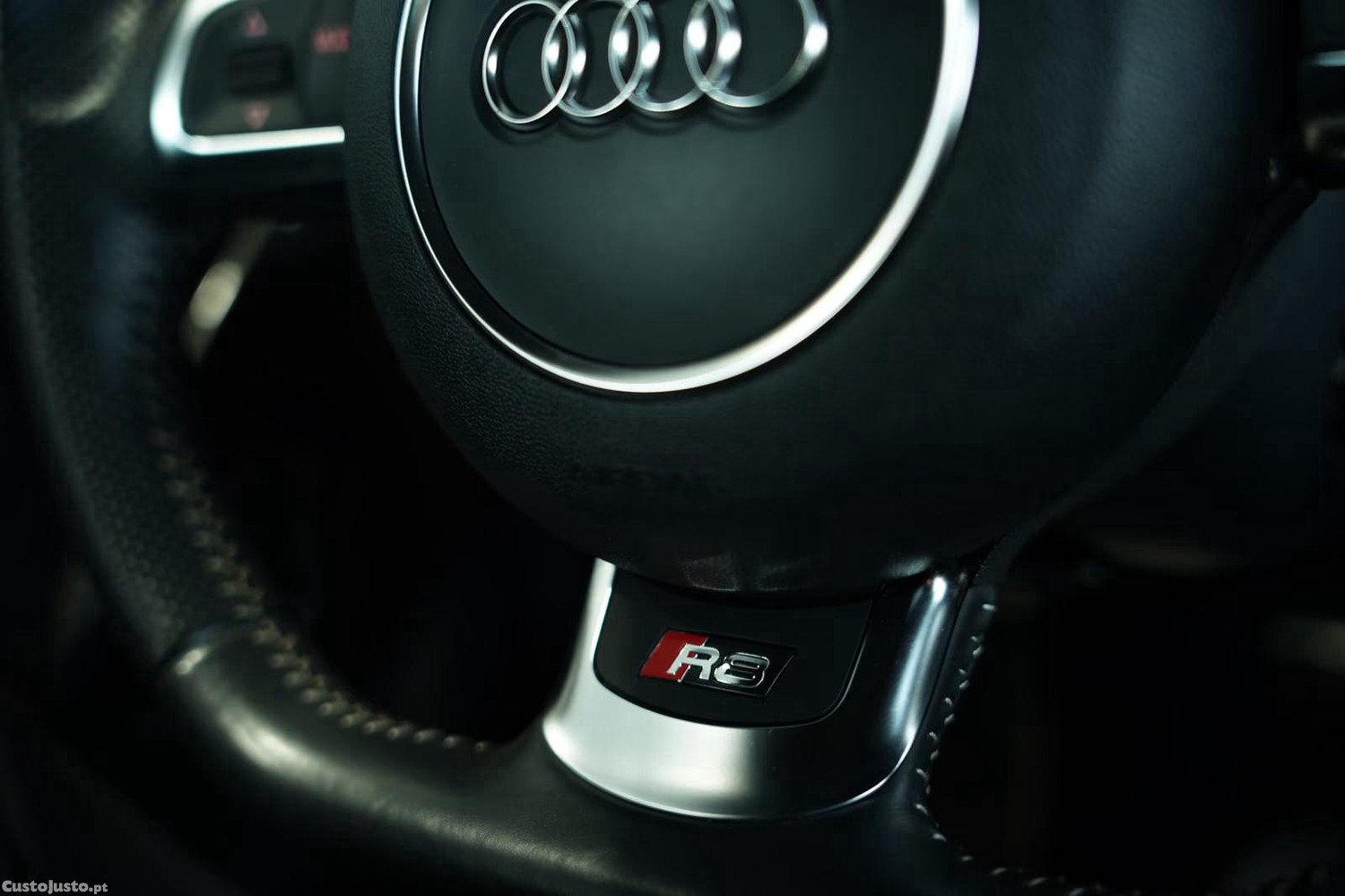 Audi R8 5.2 FSi V10 — fotografia 15