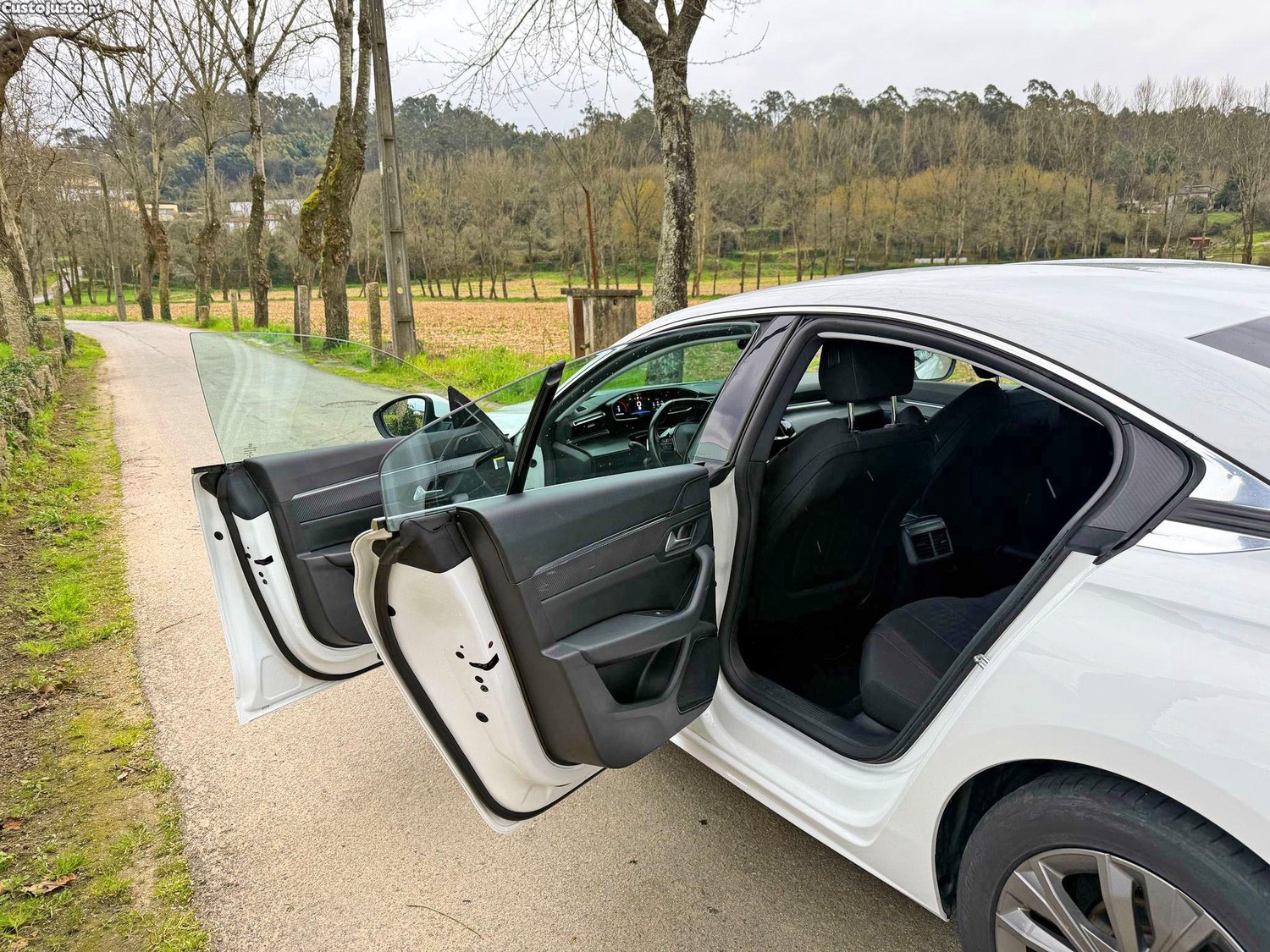 Peugeot 508 1.5 BlueHDi Active Pack EAT8 - 19 — photo 3