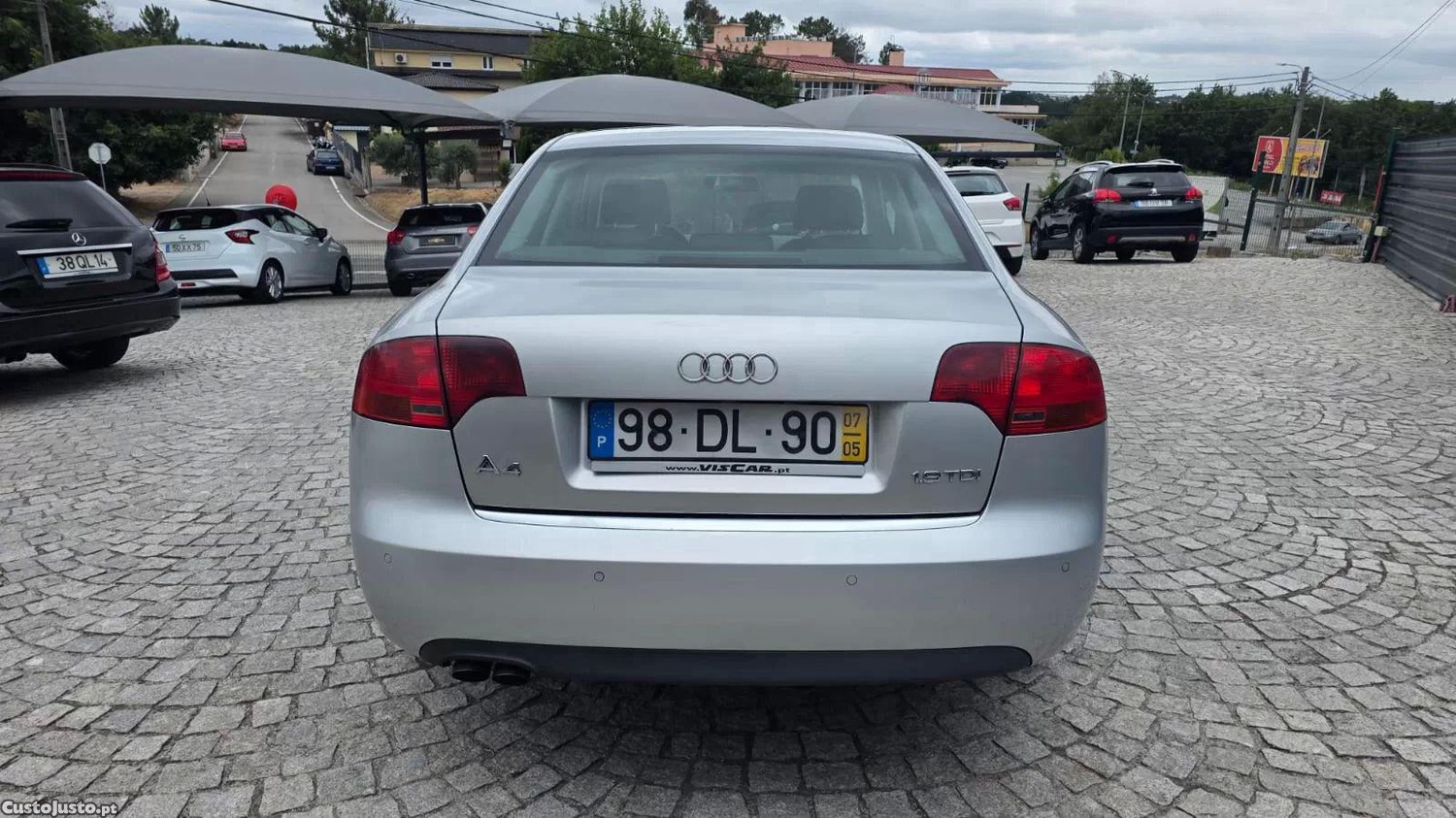 Audi A4 1.9 tdi s-line — fotografia 16