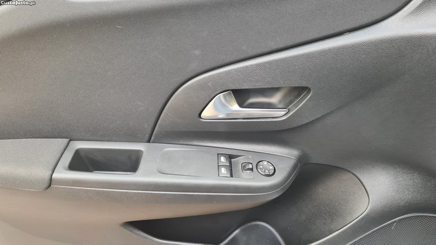 Opel Corsa 1.5 D Business Edition — fotografia 23