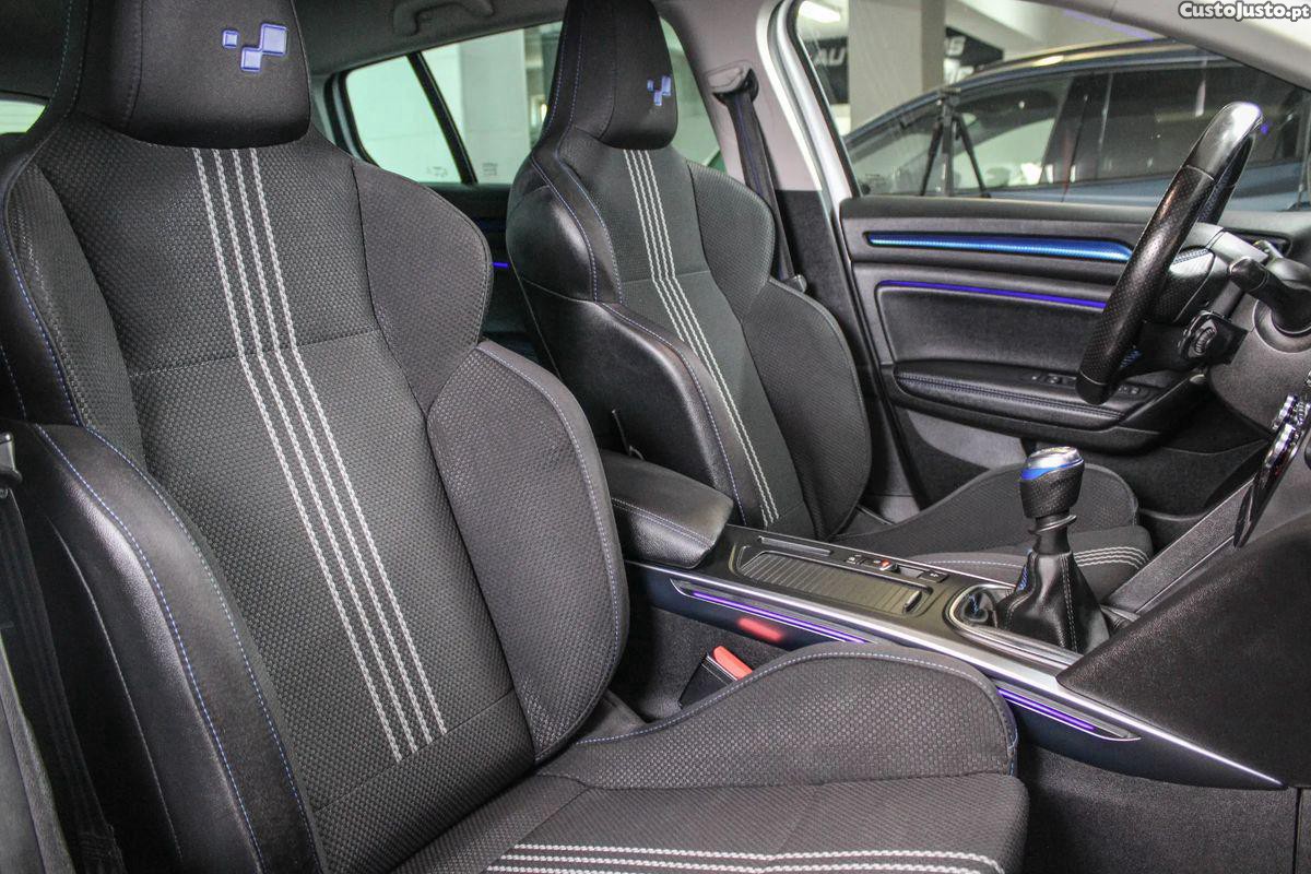 Renault Mégane Sport Tourer 1.5 Blue dCi GT Line — fotografia 6
