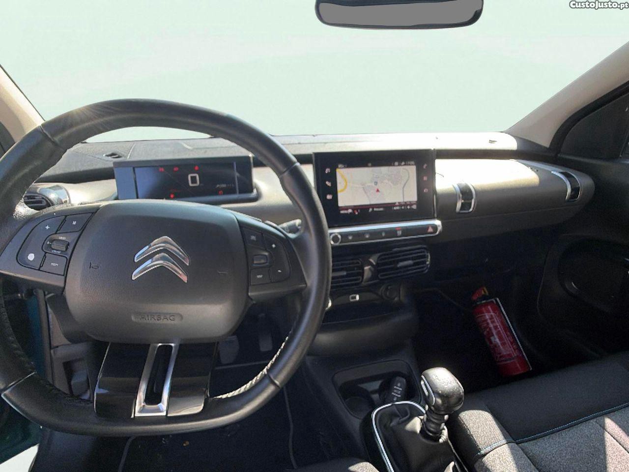 Citroën C4 Cactus 1.2 PureTech Shine — fotografia 6