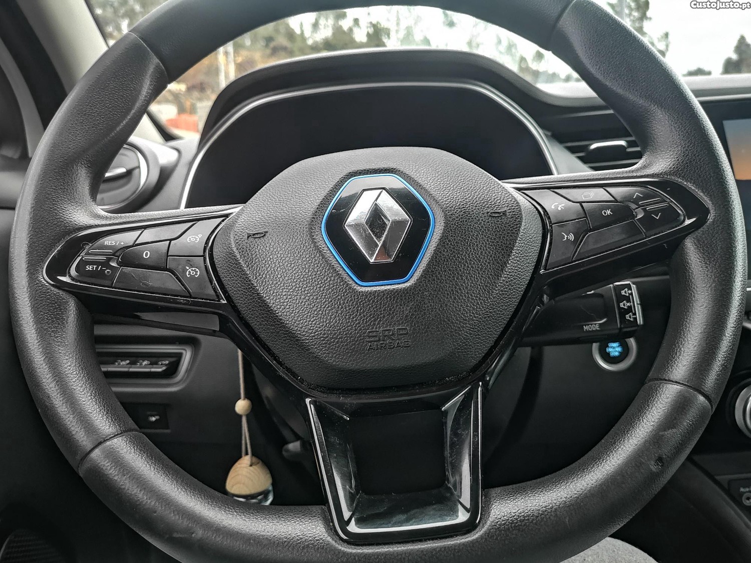 Renault Zoe Zen 52 C/ BATERIAS PROPRIAS - C/ GARANTIA - Carregador Domestico e Rápido — fotografia 8