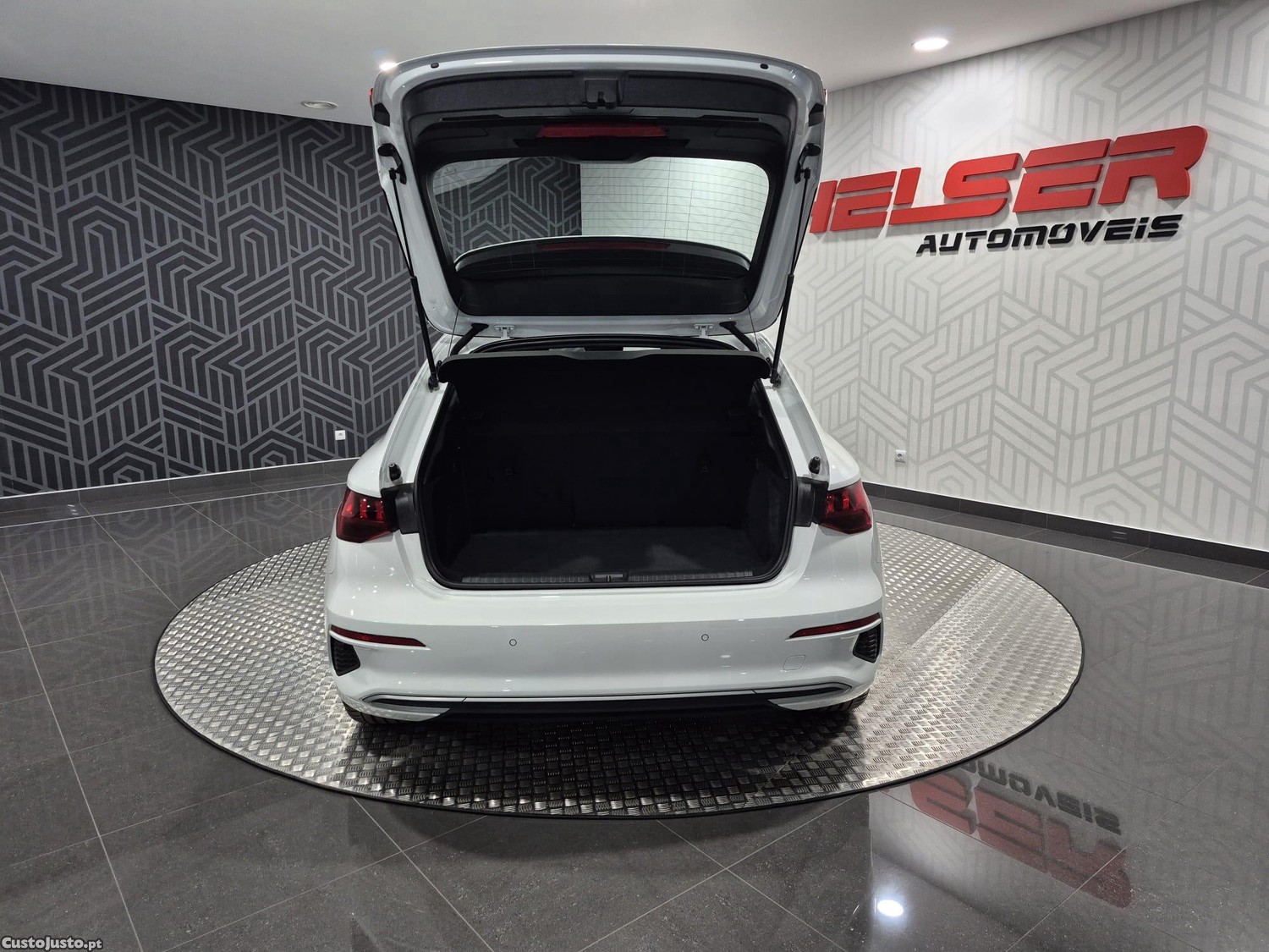 Audi A3 Sportback 35 TFSI Sport S tronic — fotografia 4