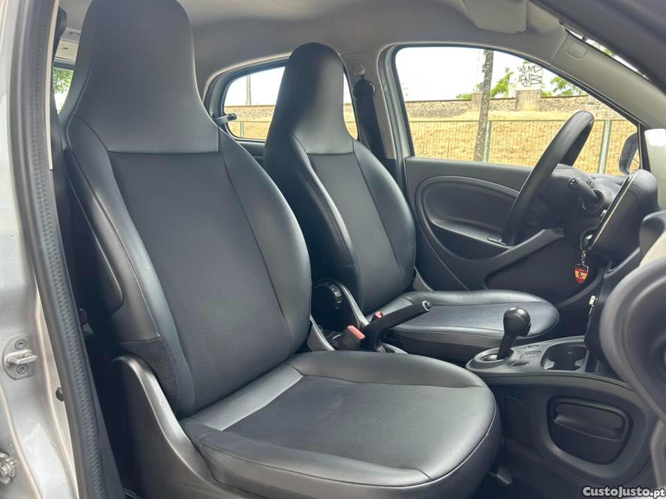 Smart Forfour EQ Eletric Drive 60KW C/NOVO — fotografia 3