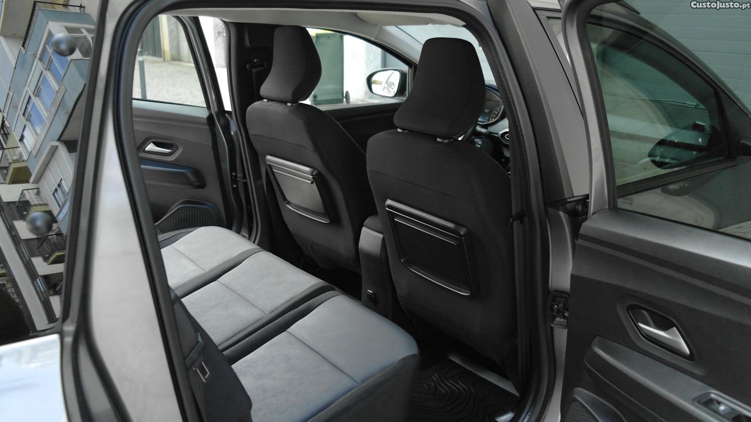 Dacia Jogger 1.2 ECO-G Extreme 7L — fotografia 11