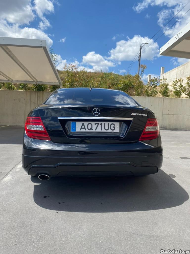 Mercedes-Benz C 220 220 Cdi — fotografia 4