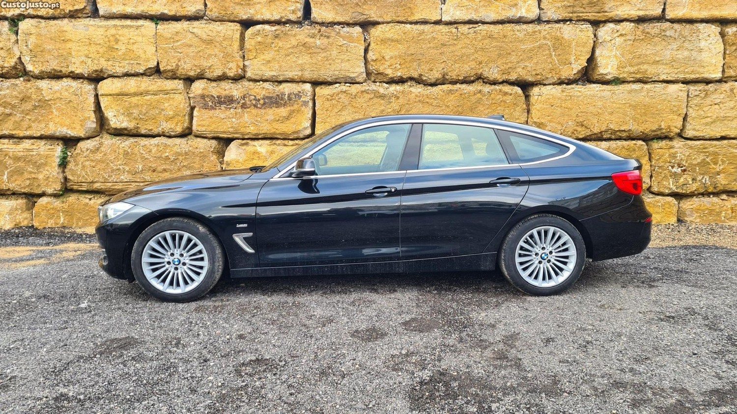 BMW 318 d Line Luxury Auto - 17 foto 3