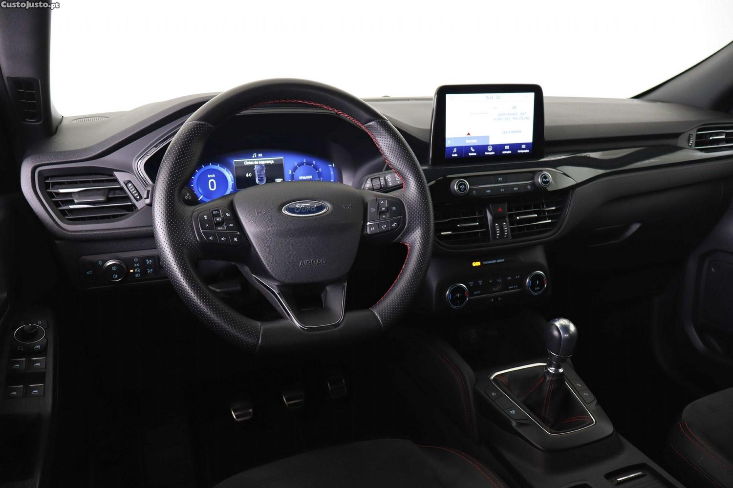 Ford Kuga 1.5 EcoBoost ST-Line X — fotografia 26