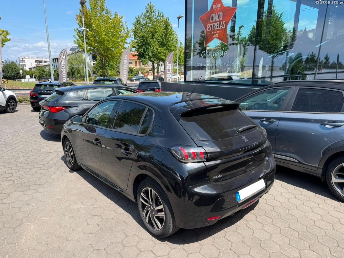 Peugeot 208 1.2 PURETECH ALLURE 100CV — fotografia 9