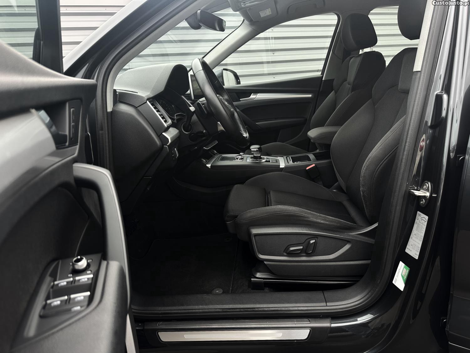 Audi Q5 40 TDI quattro Sport — fotografia 19