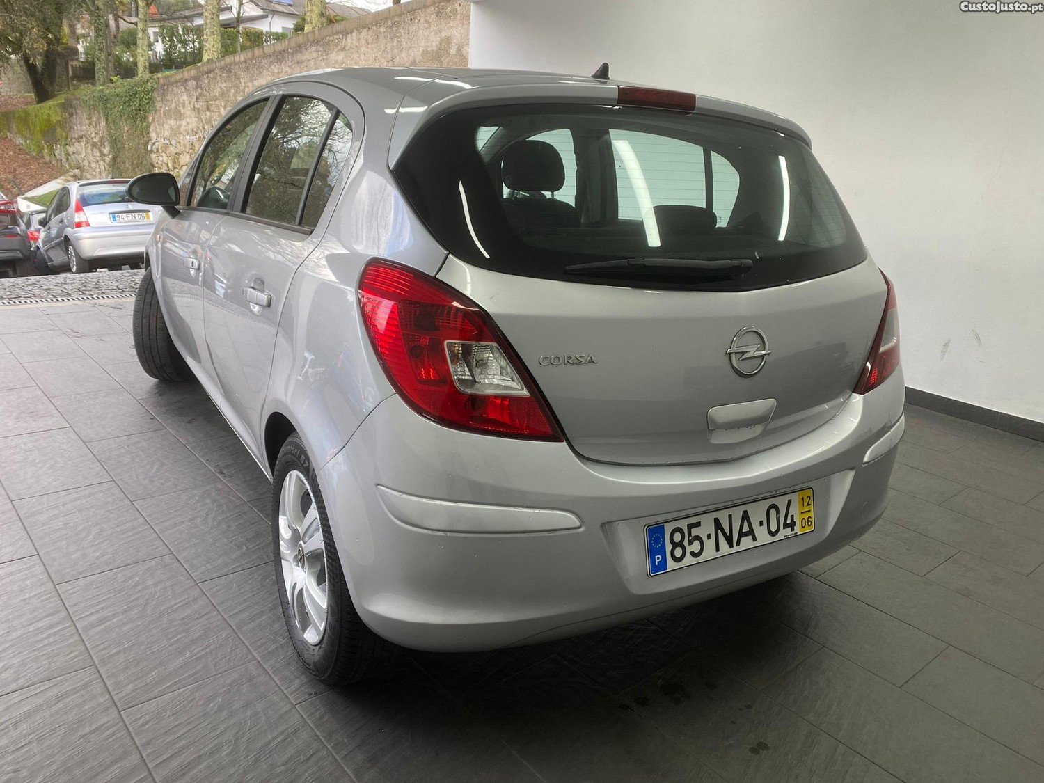 Opel Corsa 1.2 16V Caixa Automática — photo 4