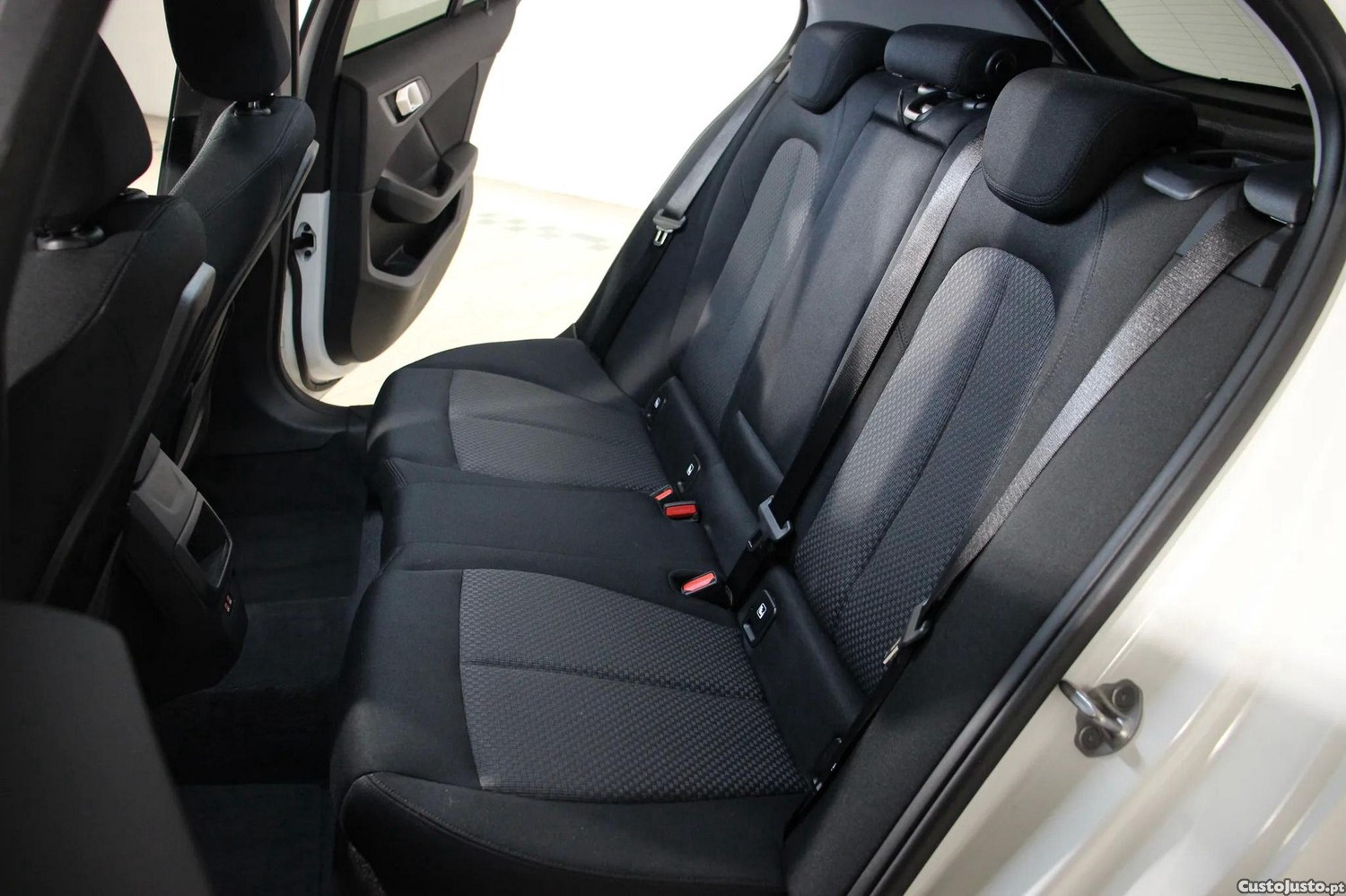 BMW 116 i — fotografia 6
