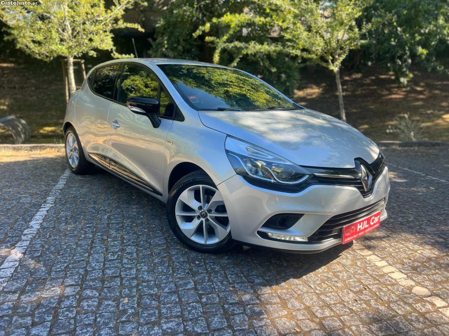 Renault Clio BOSE — fotografia 9