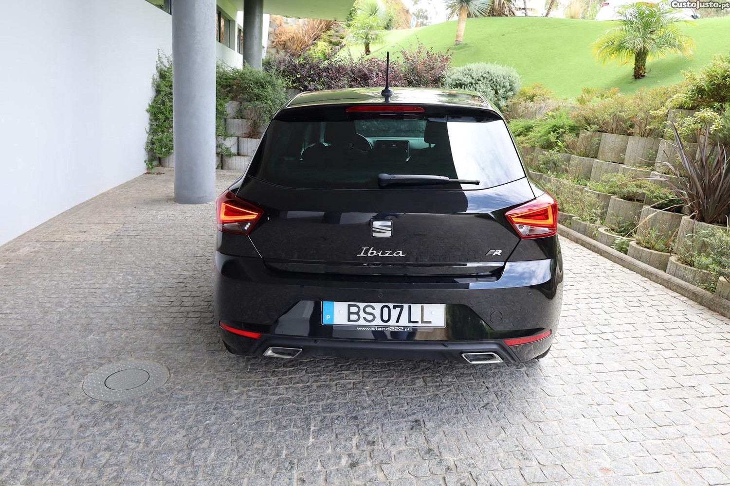 SEAT Ibiza 1.0 TSI FR DSG — fotografia 14