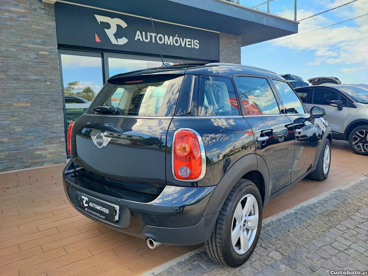 MINI Countryman COOPER 1.6 D — fotografia 12
