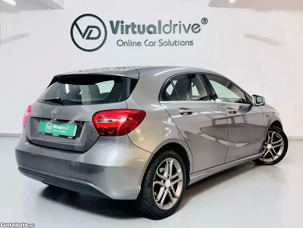 Mercedes-Benz A 180 D 7g-dct peak edition — fotografia 14