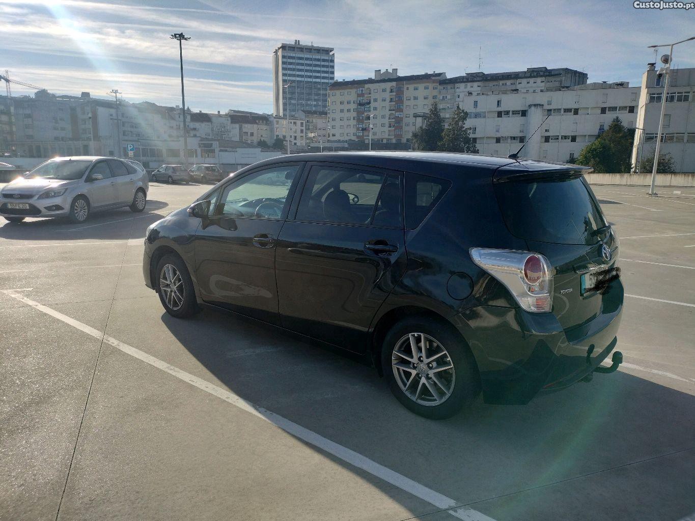 Toyota Verso 1,6 d - 16 foto 2
