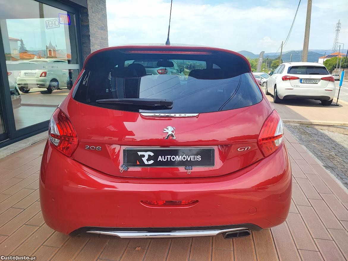 Peugeot 208 GTI 1.6 THP — fotografia 9