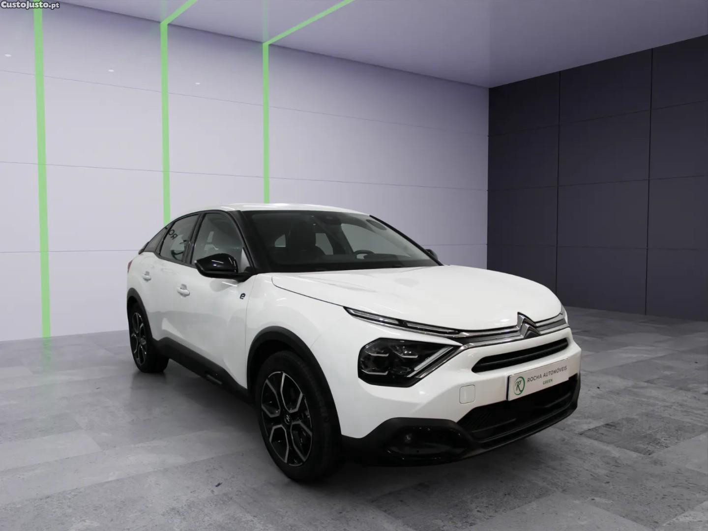 Citroën e-C4 50 kWh Feel Pack — fotografia 12