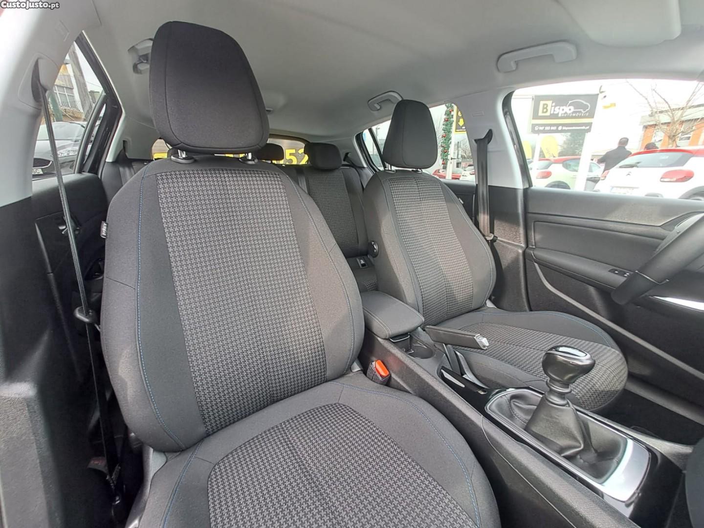 Peugeot 308 PureTech 110 Stop & Start Allure — fotografia 7