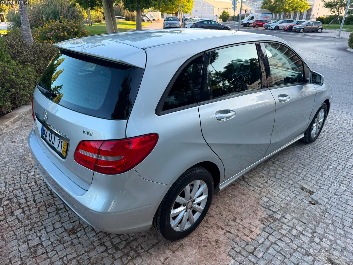 Mercedes-Benz B 180 blueefficiency — fotografia 6