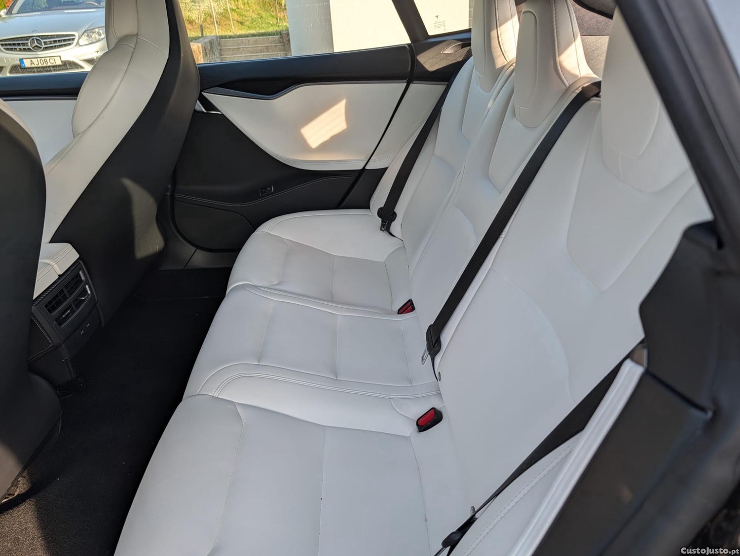 Tesla Model S 100D — fotografia 11