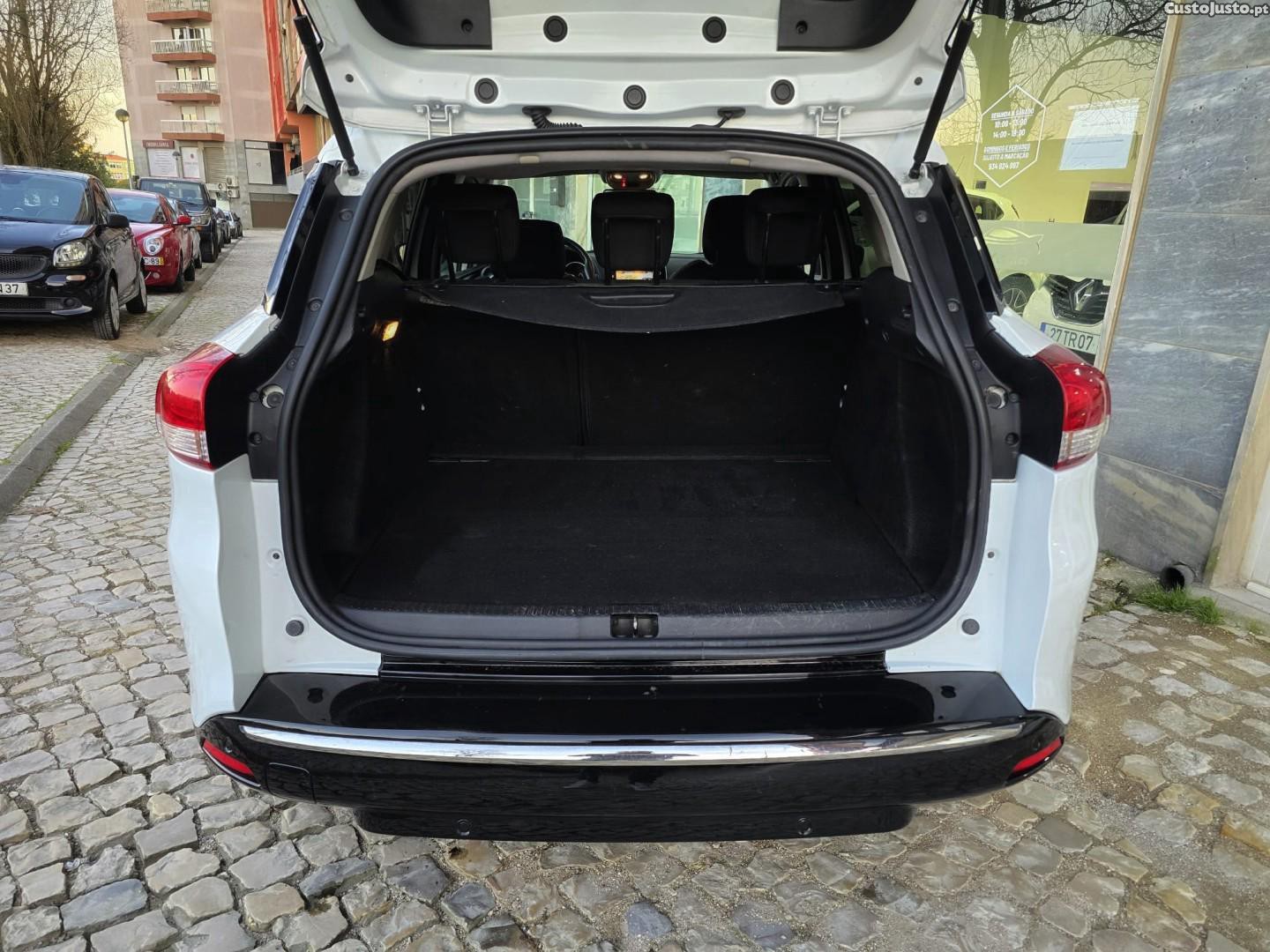 Renault Clio 1.5 dCi Limited — fotografia 14