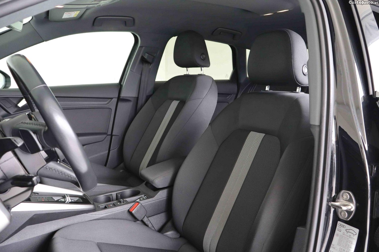 Audi A3 Sportback 30 TFSI S tronic — fotografia 16