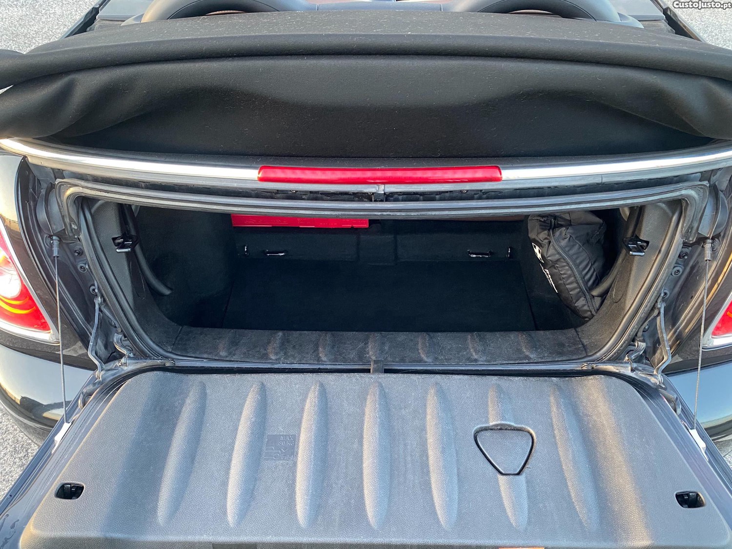 MINI Cabrio 1.6 TD — fotografia 3