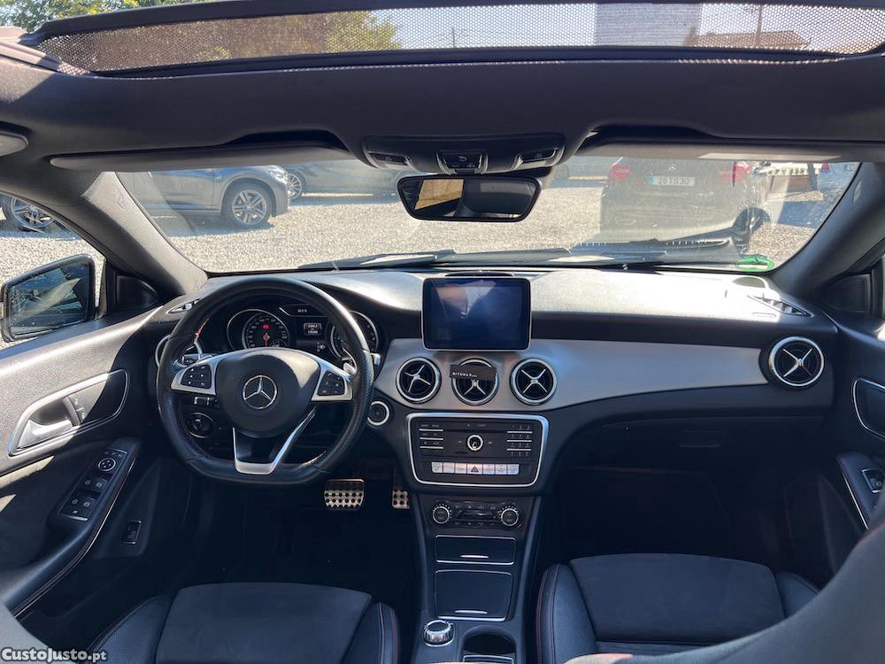 Mercedes-Benz CLA 220 AMG AUTO PANO — fotografia 4