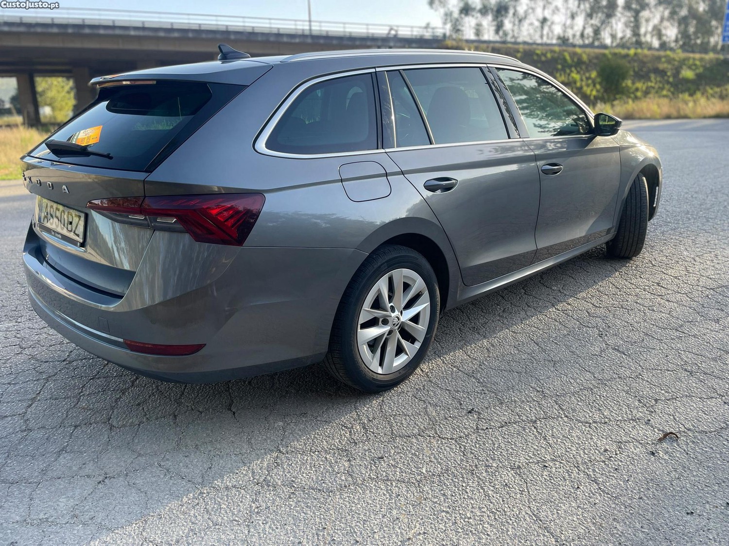 Skoda Octavia 2.0 TDI de 2022 - 22 — photo 3