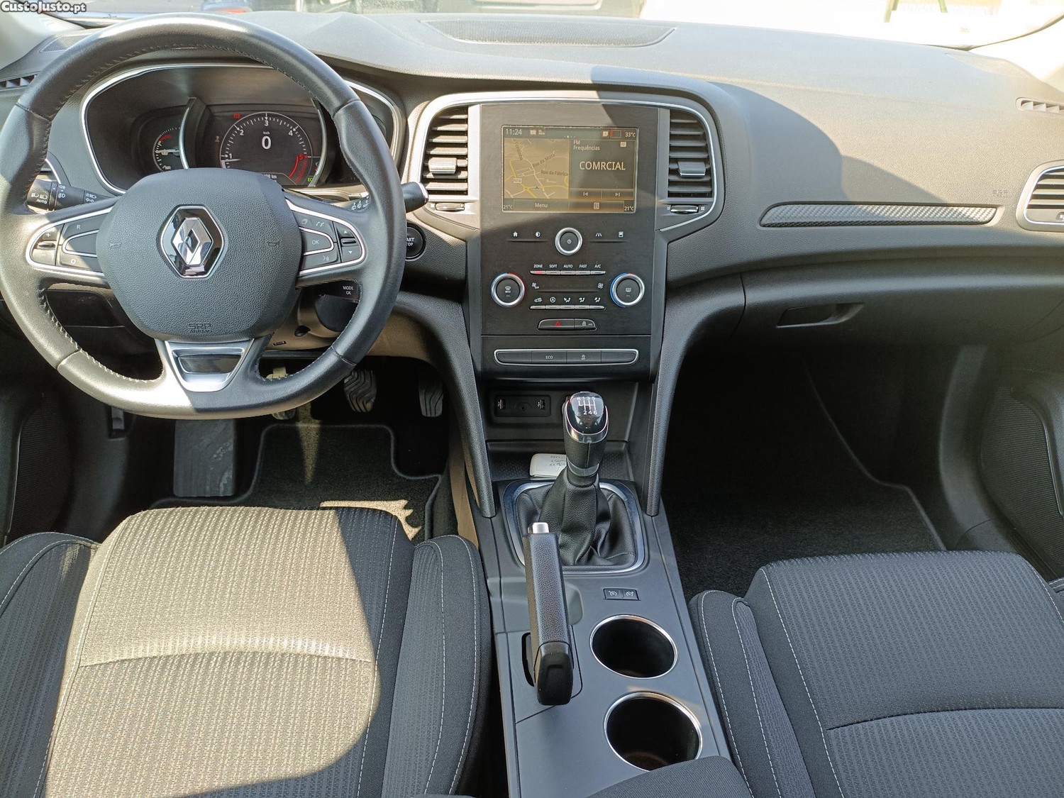 Renault Mégane IV 1.5 dCi 110 Energy Business — fotografia 16