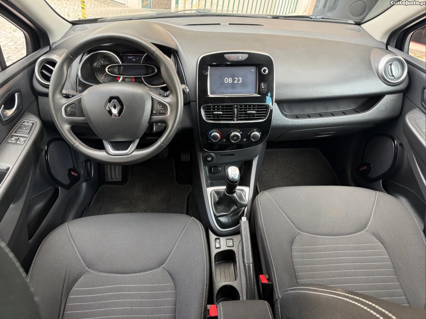 Renault Clio 1.5 dCi Limited — fotografia 4