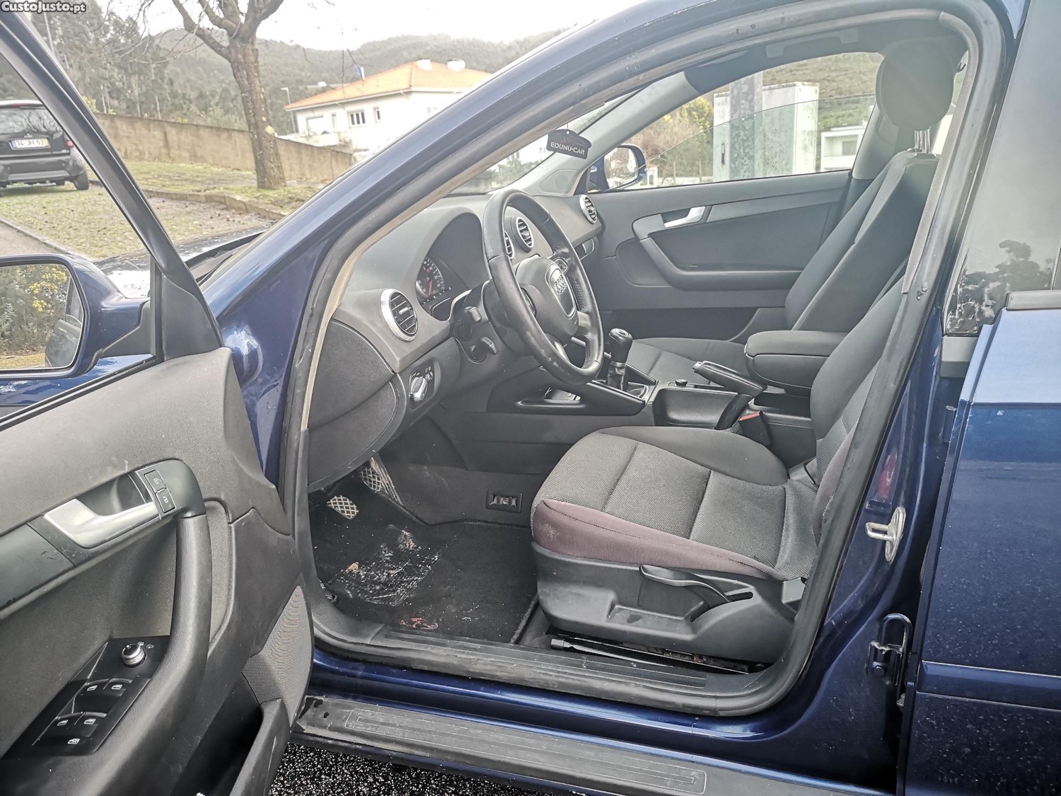 Audi A3 Sportback 1.6 TDI 105cv Attraction c/ Garantia — fotografia 23