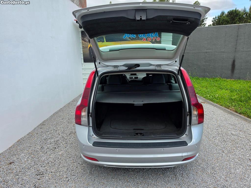 Volvo V50 Sw 1.6D 110cv 03/2009 — fotografia 11