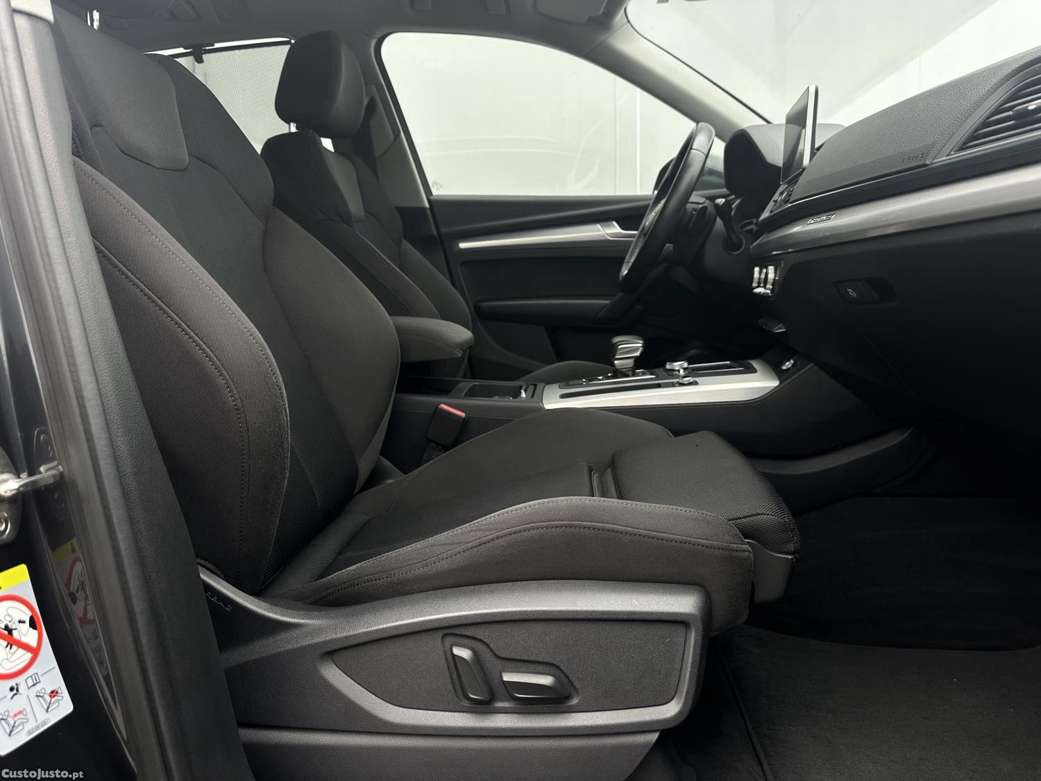 Audi Q5 40 TDI quattro Sport — fotografia 7