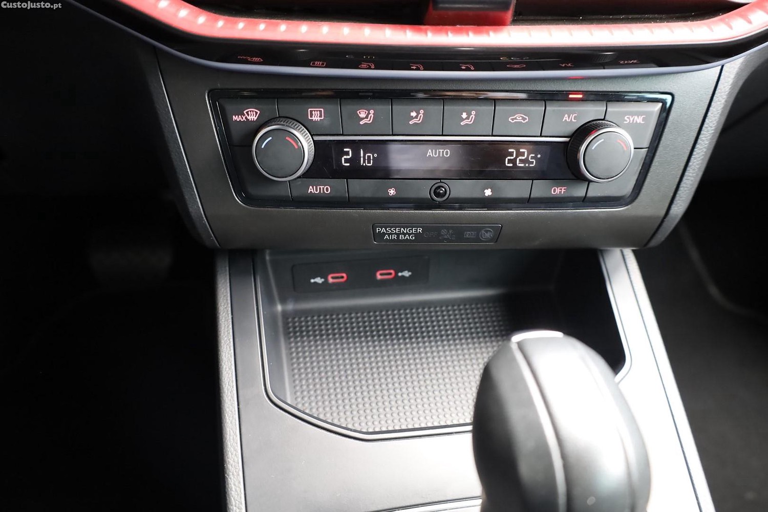 SEAT Ibiza 1.0 TSI FR DSG — fotografia 10