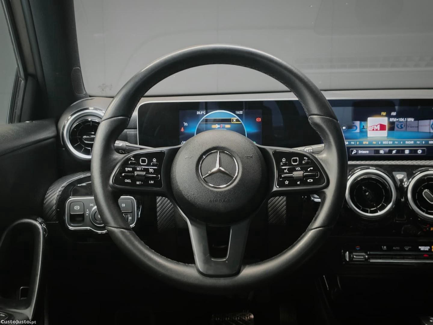 Mercedes-Benz A 180 d 7G-DCT Style — fotografia 7