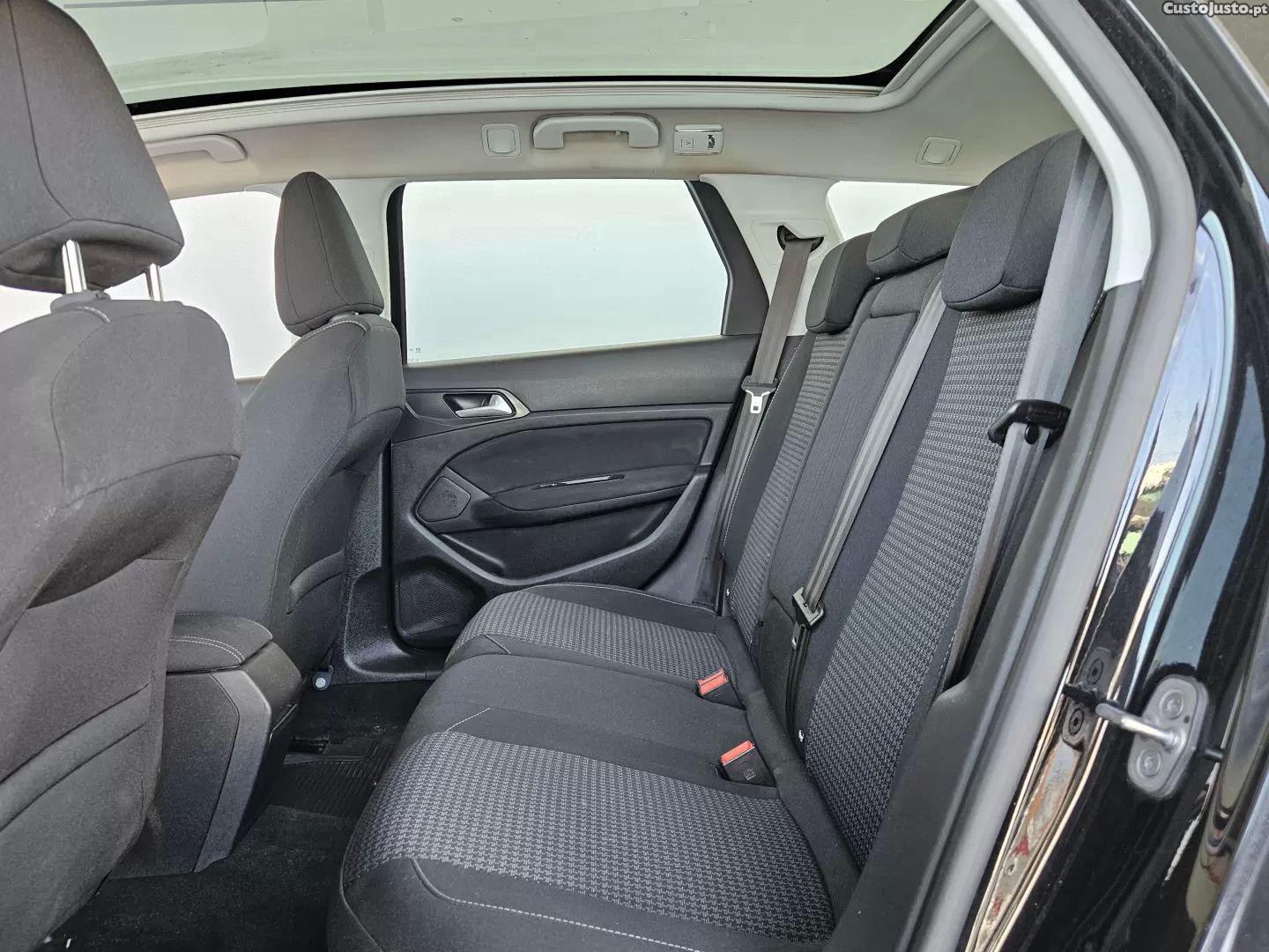 Peugeot 308 Bluehdi 130 eat8 business — fotografia 5