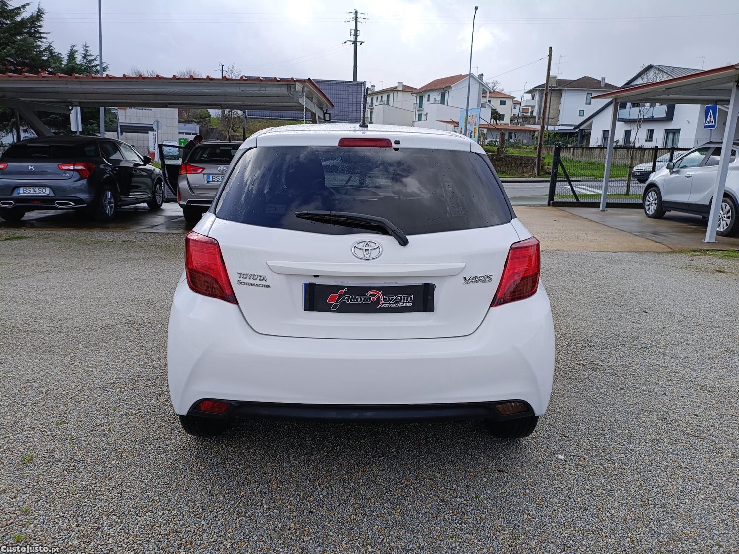 Toyota Yaris III (2) 1.3 5p 100 VVT-i Dynamic - 16 foto 4