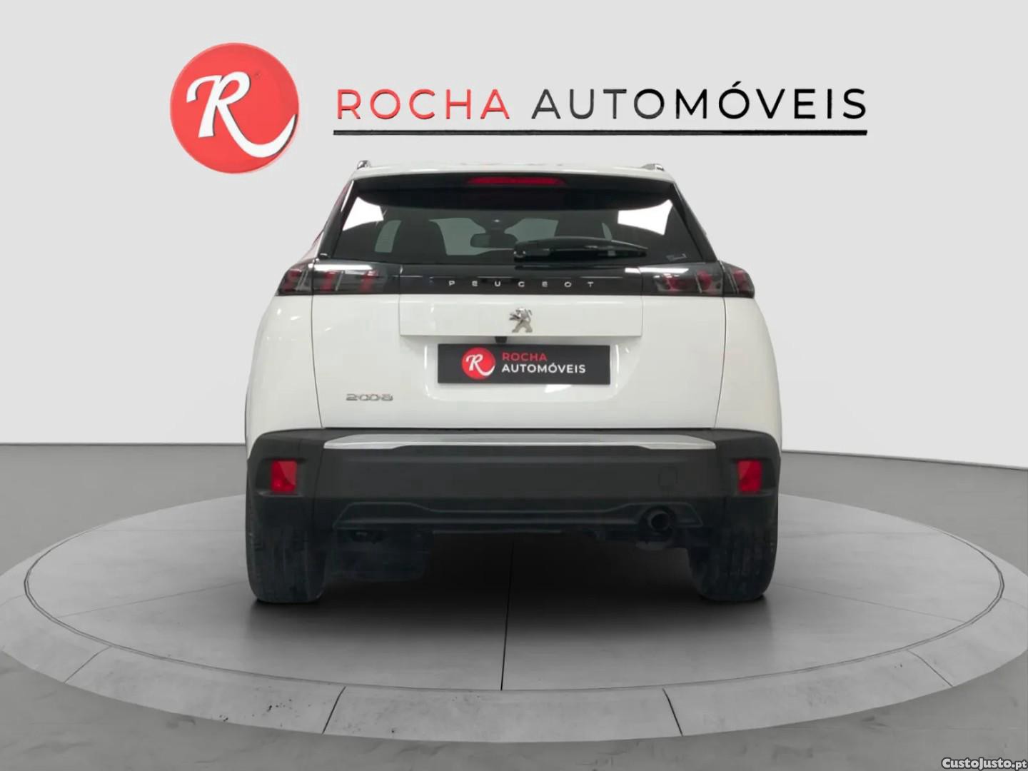 Peugeot 2008 PureTech 100 Stop&Start Allure Pack — fotografia 2