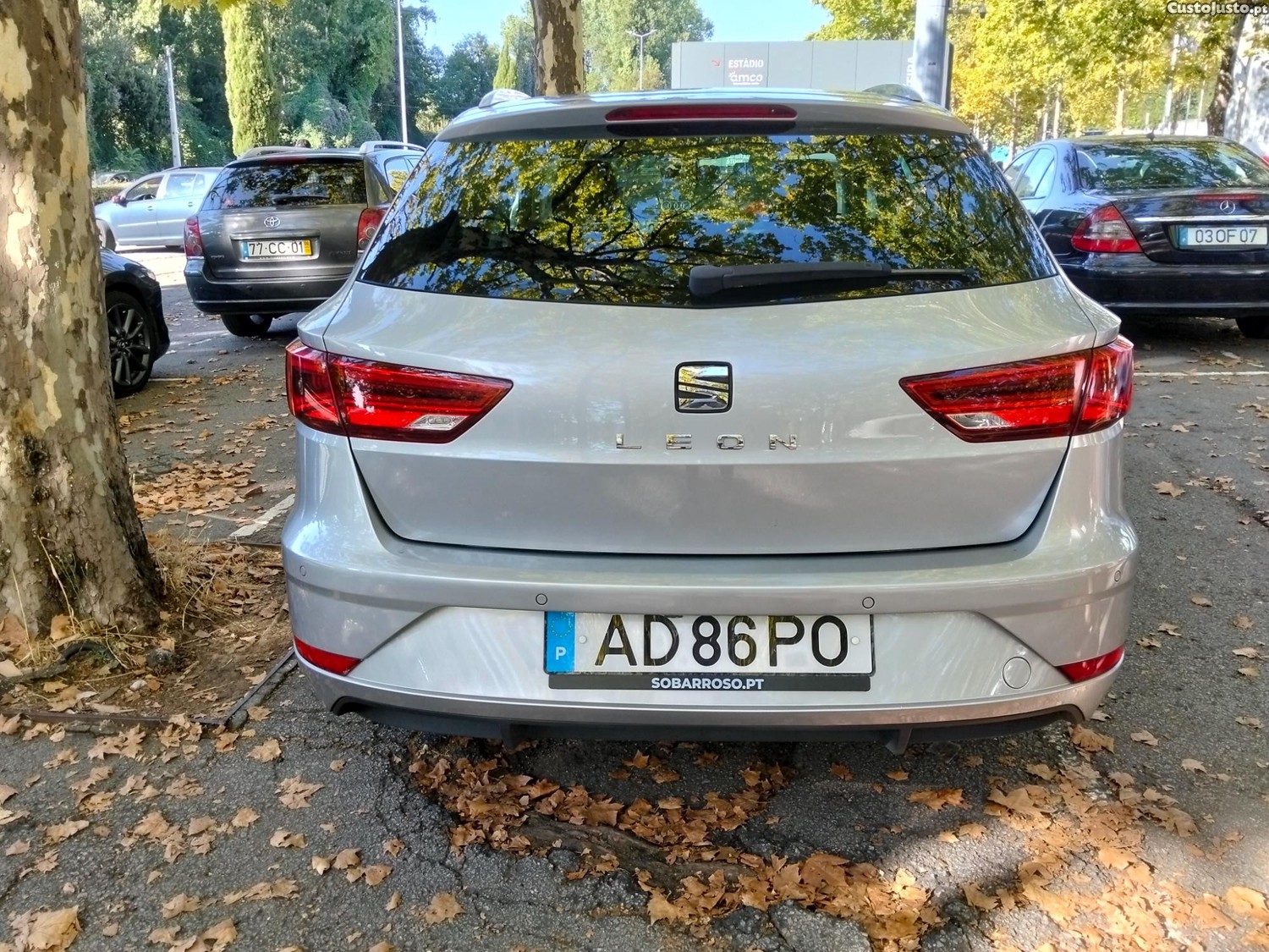 SEAT Leon ST — fotografia 2