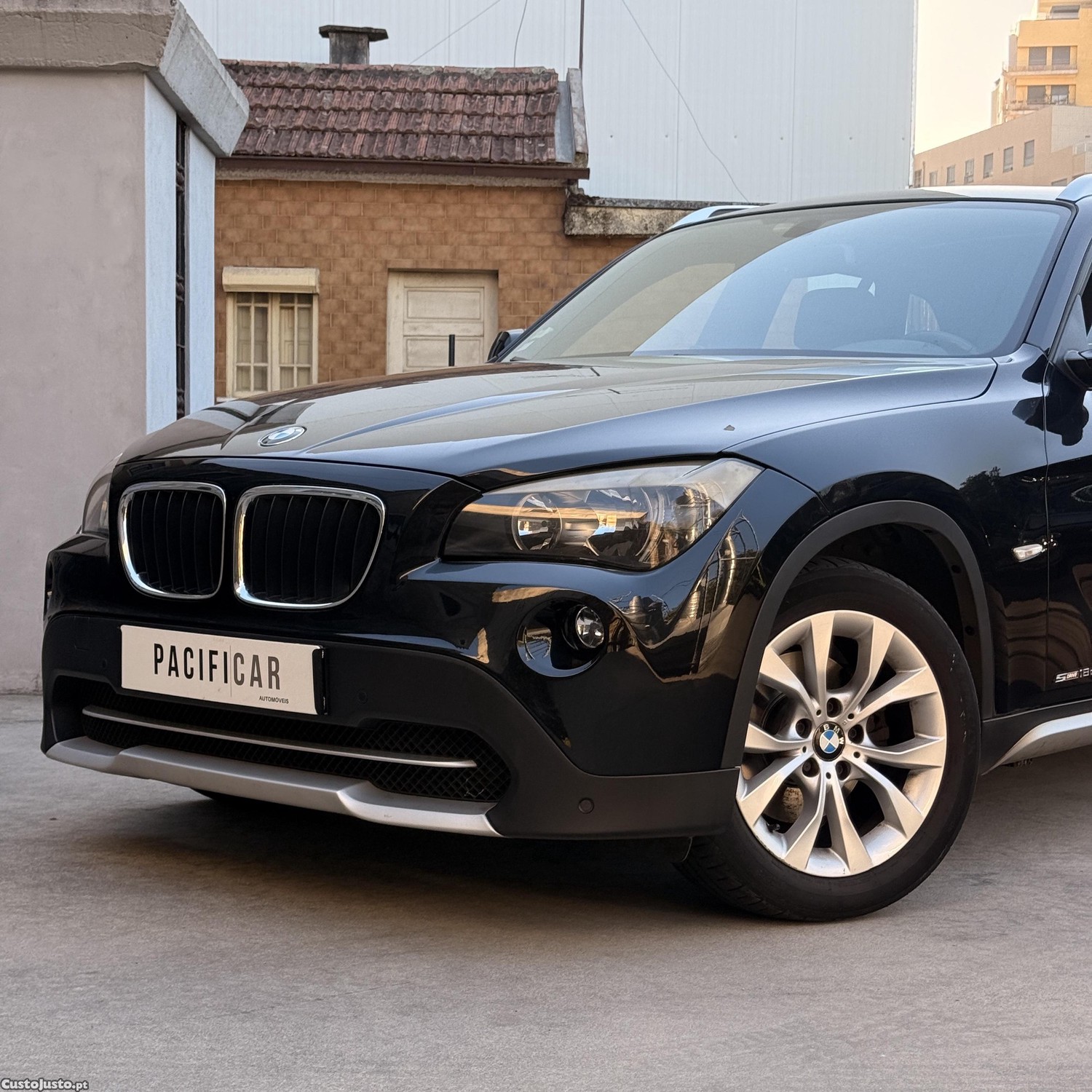 BMW X1 18d SDrive — fotografia 6