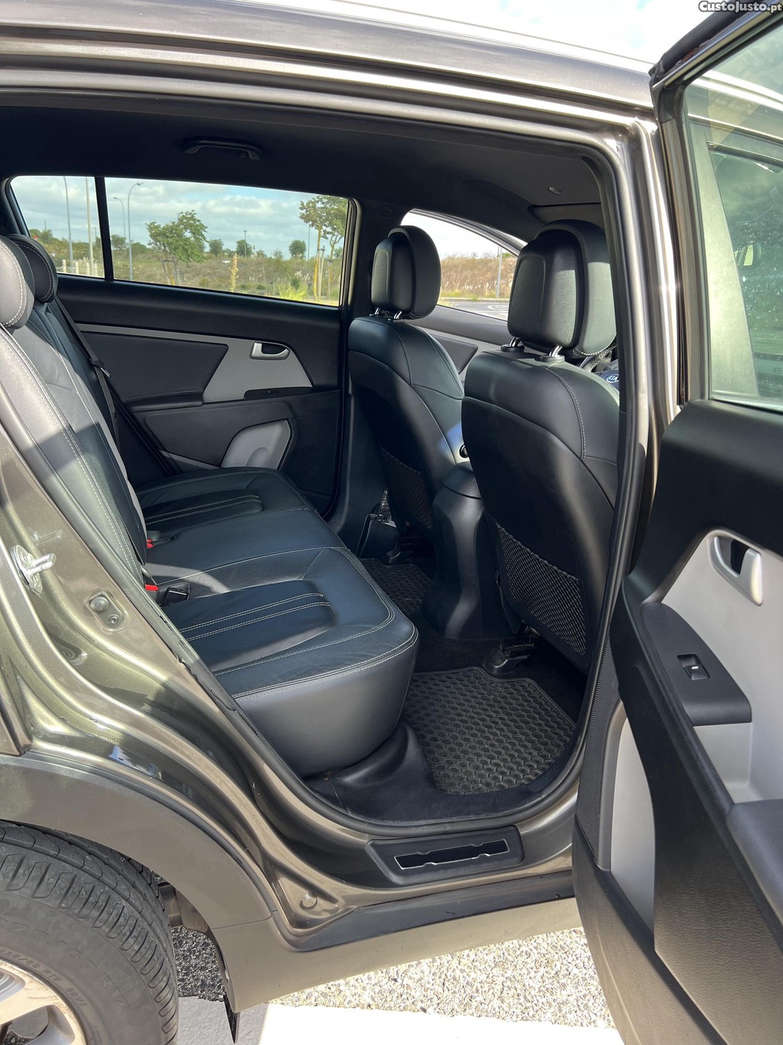 Kia Sportage 1.7 CRDi TX Prime - 15 — photo 2